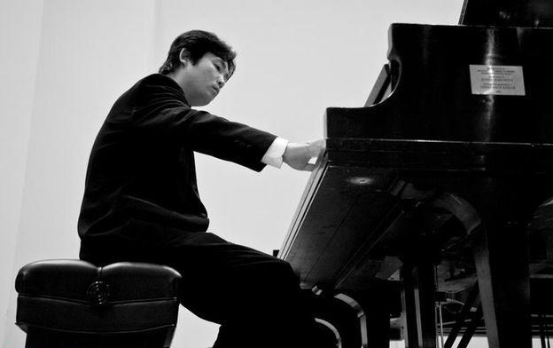 بازجویی برای یک عاشقانه غربی بازجویی برای یک عاشقانه غربی