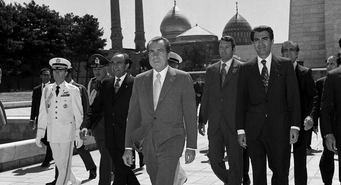 (تصاویر) آلبوم دیده نشده از خاندان پهلوی (تصاویر) آلبوم دیده نشده از خاندان پهلوی