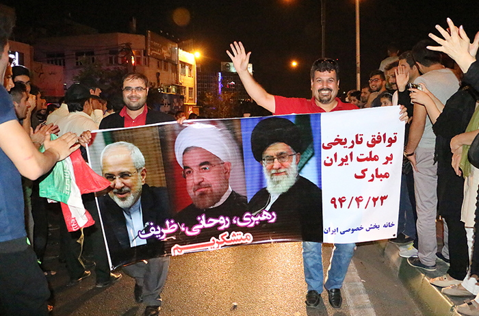 (تصاویر) جشن هستهای در تهران(2) (تصاویر) جشن هستهای در تهران(2)