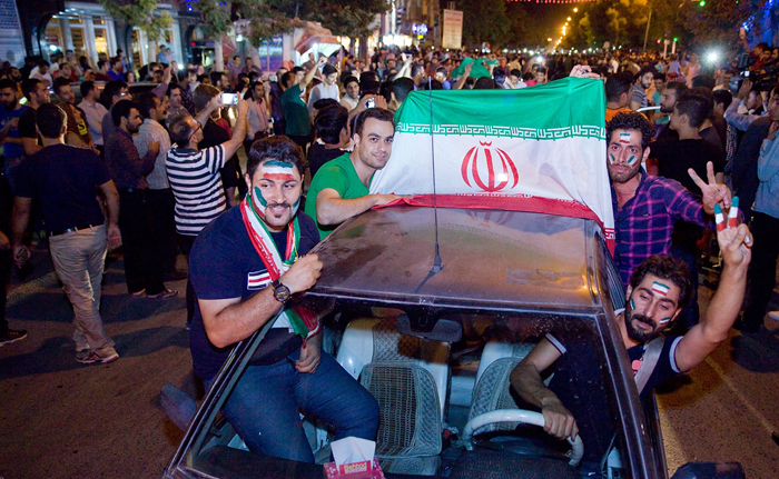 (تصاویر) جشن هسته‌ای در سراسر کشور (1)