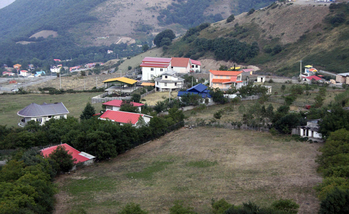 (تصاویر) زمینخواری در گردنه حیران (تصاویر) زمینخواری در گردنه حیران