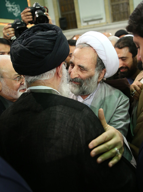 (تصاویر) دیدار میهمانان مجمع جهانی اهلبیت(ع) با رهبرانقلاب (تصاویر) دیدار میهمانان مجمع جهانی اهلبیت(ع) با رهبرانقلاب