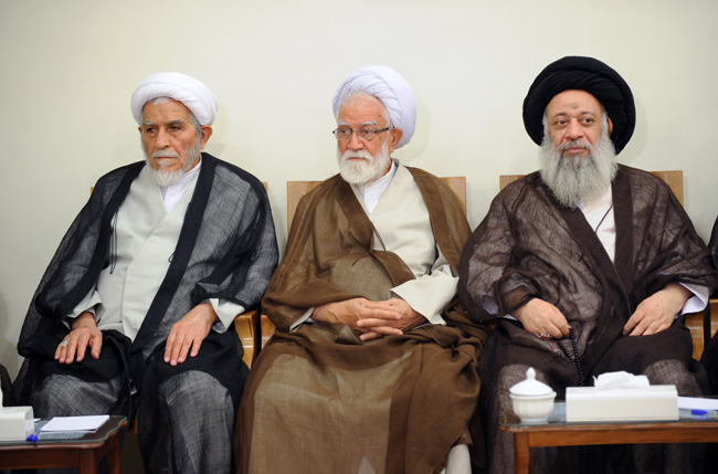 (تصاویر) دیدار اعضای مجلس خبرگان با رهبر انقلاب (تصاویر) دیدار اعضای مجلس خبرگان با رهبر انقلاب