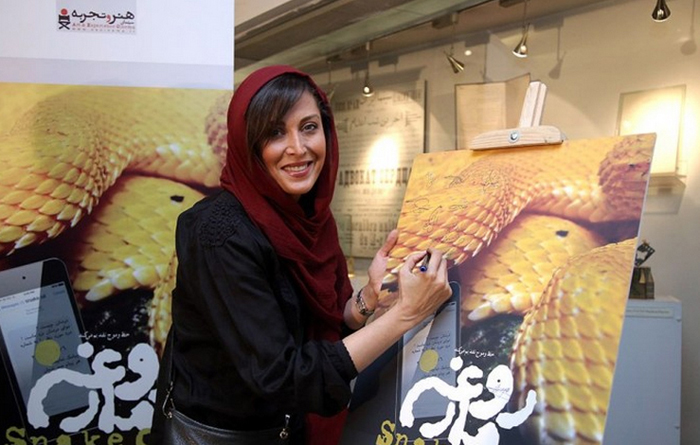 (تصاویر) کیارستمی هم برای «روغن مار» آمد (تصاویر) کیارستمی هم برای «روغن مار» آمد