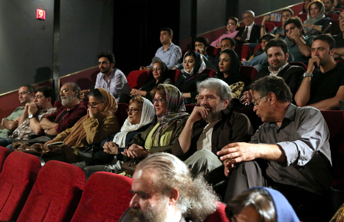 (تصاویر) کیارستمی هم برای «روغن مار» آمد (تصاویر) کیارستمی هم برای «روغن مار» آمد