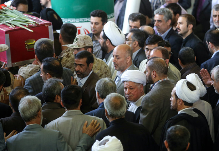 (تصاویر) تشییع جانباختگان منا در تهران (تصاویر) تشییع جانباختگان منا در تهران