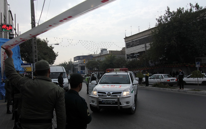 (تصاویر) بازسازی سرقت مسلحانه از طلافروشی