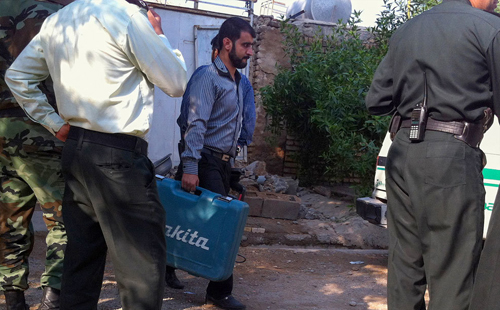 (تصاویر) پنهانکردن جسد برادر در چاه فاضلاب (تصاویر) پنهانکردن جسد برادر در چاه فاضلاب
