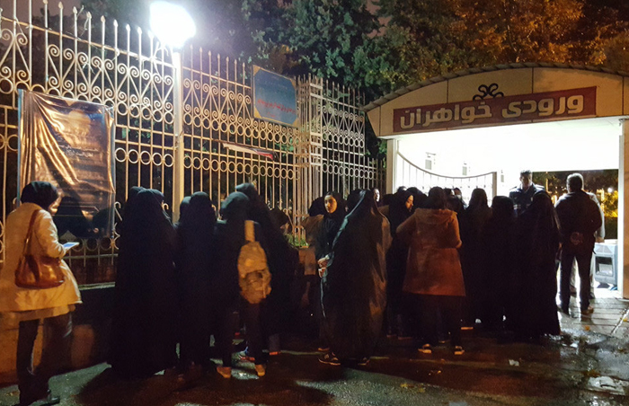 (تصاویر) سخنرانی مطهری در دانشگاه شیراز (تصاویر) سخنرانی مطهری در دانشگاه شیراز