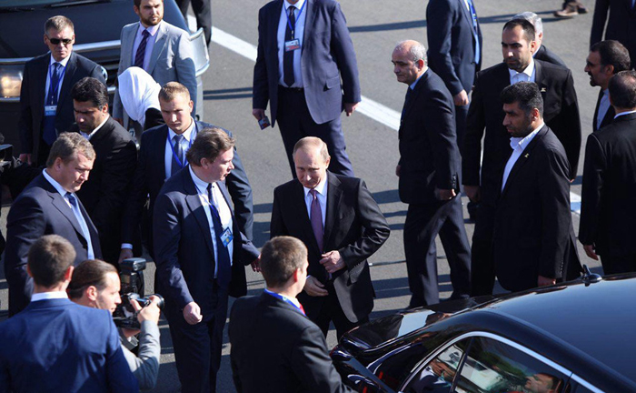 (تصاویر) ورود پوتین به تهران