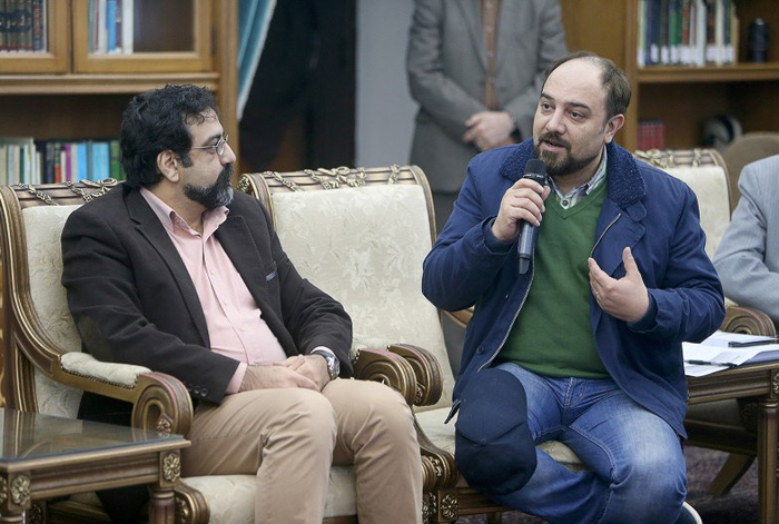 (تصاویر) دیدار جمعی از هنرمندان با هاشمی