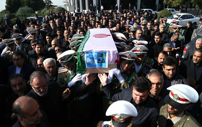 پیکر مرحوم رکنآبادی وارد تهران شد پیکر مرحوم رکنآبادی وارد تهران شد