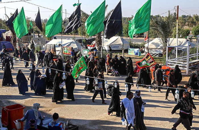 (تصاویر) حرکت زائران از نجف به کربلا (تصاویر) حرکت زائران از نجف به کربلا