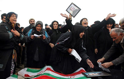 (تصاویر) تشییع زائران جانباخته اربعین (تصاویر) تشییع زائران جانباخته اربعین