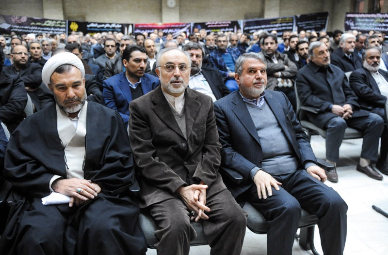 (تصاویر) مراسم ختم برادر حسین انتظامی (تصاویر) مراسم ختم برادر حسین انتظامی