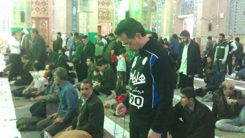 (تصاویر) ادای نذر استقلالیها در جمکران (تصاویر) ادای نذر استقلالیها در جمکران