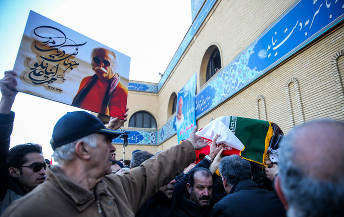 (تصاویر) مراسم تشییع محمد اینانلو (تصاویر) مراسم تشییع محمد اینانلو