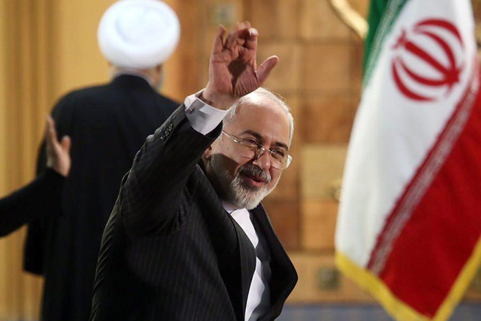 (تصاویر) حواشی نشست خبری روحانی (تصاویر) حواشی نشست خبری روحانی