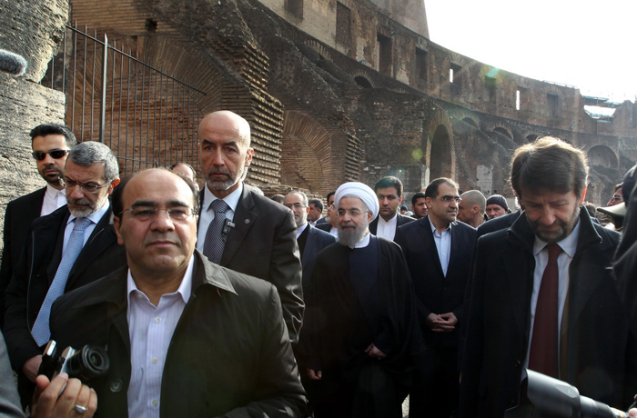(تصاویر) بازدید روحانی از صحنه نبرد گلادیاتورها