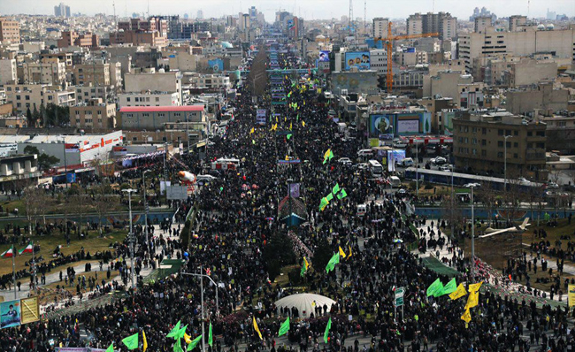 (تصاویر) راهپیمایی 22 بهمن در تهران (تصاویر) راهپیمایی 22 بهمن در تهران