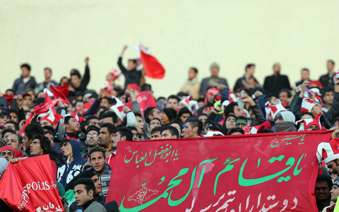 (تصاویر) متن و حواشی دربی 79