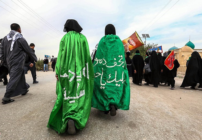 (تصاویر) پیاده روی بزرگ زائران از نجف به کربلا (تصاویر) پیاده روی بزرگ زائران از نجف به کربلا