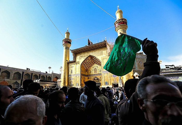 (تصاویر) پیاده روی بزرگ زائران از نجف به کربلا (تصاویر) پیاده روی بزرگ زائران از نجف به کربلا