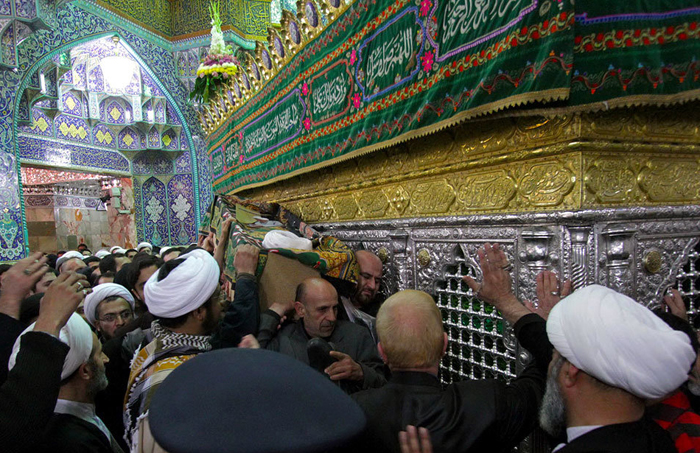 (تصاویر) تشییع آیتالله انصاری شیرازی (تصاویر) تشییع آیتالله انصاری شیرازی