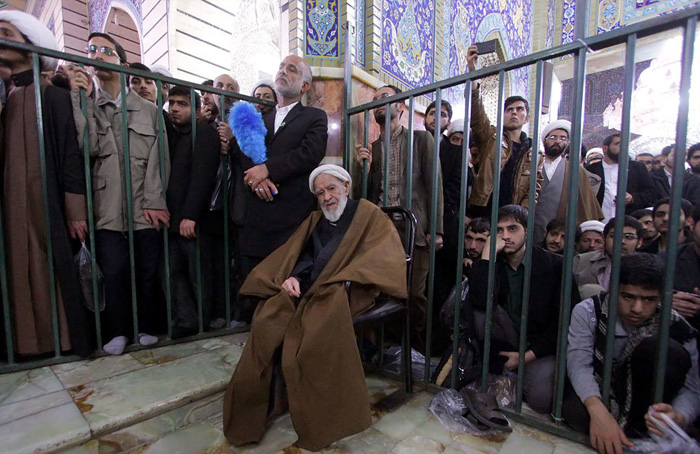 (تصاویر) تشییع آیتالله انصاری شیرازی (تصاویر) تشییع آیتالله انصاری شیرازی