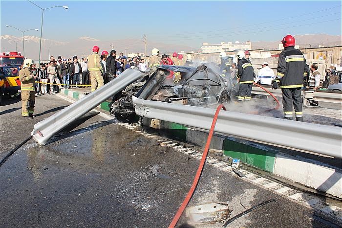 مرگ دو جوان در تصادف هولناک اتوبان بابایی مرگ دو جوان در تصادف هولناک اتوبان بابایی