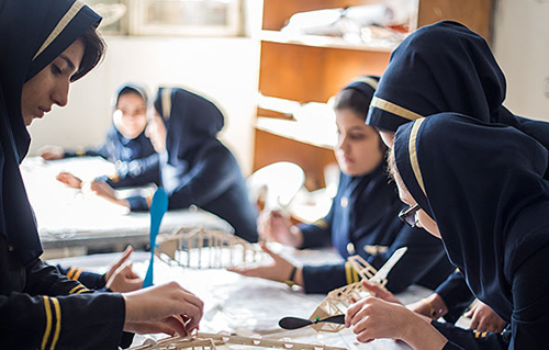 (تصاویر) اولین مدرسه هوانوردی دختران (تصاویر) اولین مدرسه هوانوردی دختران