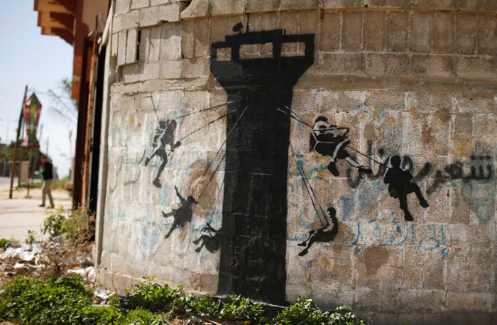 (تصاور) بنکسی در غزه (تصاور) بنکسی در غزه