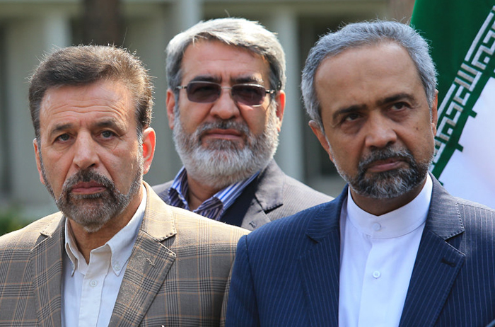 (تصاویر) حواشی آخرین جلسه دولت در سال93 (تصاویر) حواشی آخرین جلسه دولت در سال93