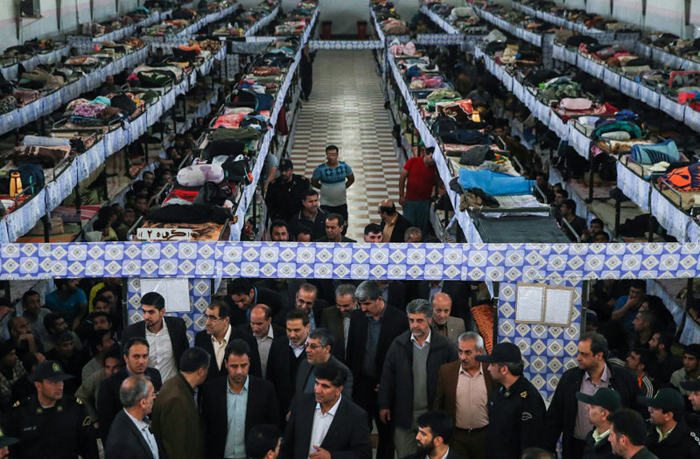 (تصاویر) بازدید وزیربهداشت از زندان قزلحصار (تصاویر) بازدید وزیربهداشت از زندان قزلحصار