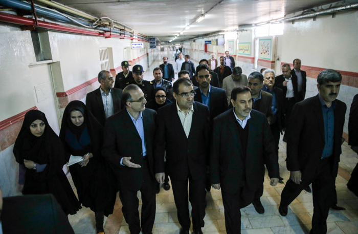 (تصاویر) بازدید وزیربهداشت از زندان قزلحصار (تصاویر) بازدید وزیربهداشت از زندان قزلحصار
