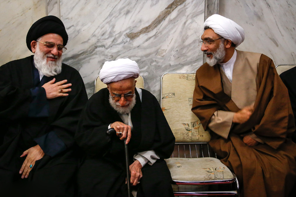 (تصاویر) مجلس ترحیم همسر آیت الله جنتی (تصاویر) مجلس ترحیم همسر آیت الله جنتی