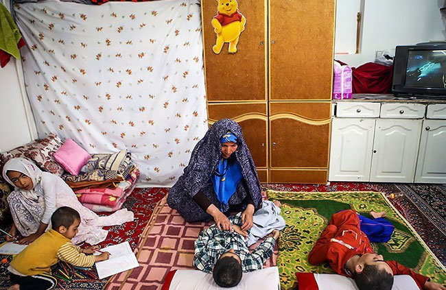 (تصاویر) مهر مادری به فرزندان معلول