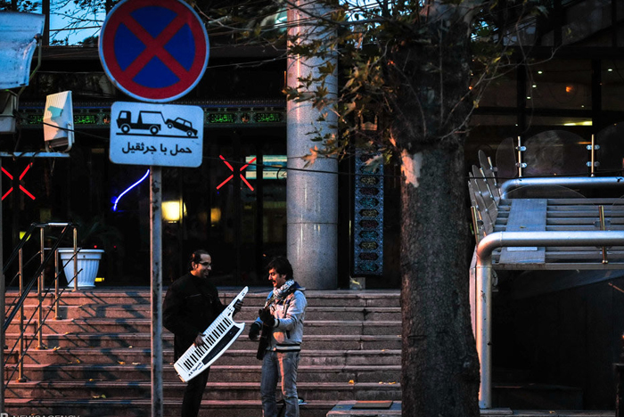 (تصاویر) کنسرتهای خیابانی در تهران (تصاویر) کنسرتهای خیابانی در تهران