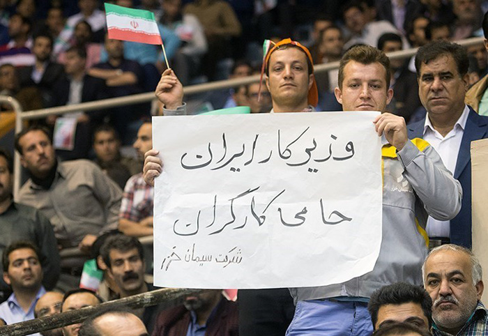 (تصاویر) روحانی در جمع کارگران (تصاویر) روحانی در جمع کارگران