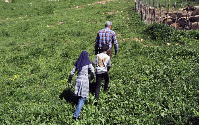 (تصاویر) مدرسهای در خانه دانشآموز (تصاویر) مدرسهای در خانه دانشآموز