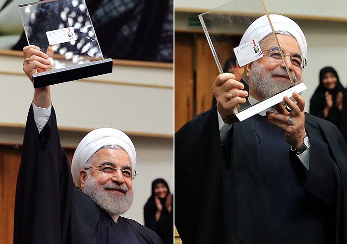 (تصاویر) روحانی عضو هلال احمر شد (تصاویر) روحانی عضو هلال احمر شد