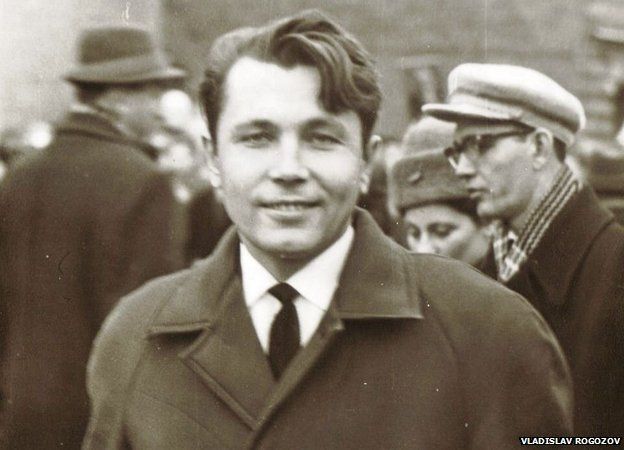 مردی که آپاندیس خودش را درآورد مردی که آپاندیس خودش را درآورد