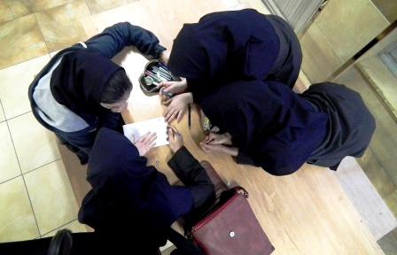 تاملی در «مسابقات قهرمانی مباحثه علمی دانشآموزان» تاملی در «مسابقات قهرمانی مباحثه علمی دانشآموزان»