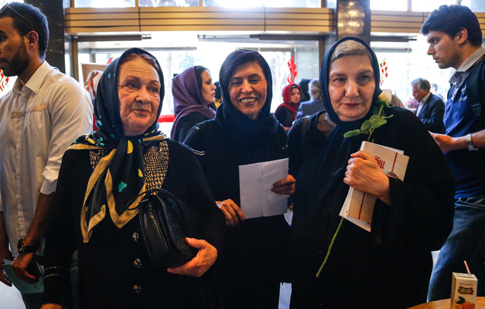 (تصاویر) مراسم جشن بازیگر (تصاویر) مراسم جشن بازیگر