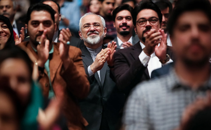 (تصاویر) ظریف میهمان ارکستر «البرز» (تصاویر) ظریف میهمان ارکستر «البرز»