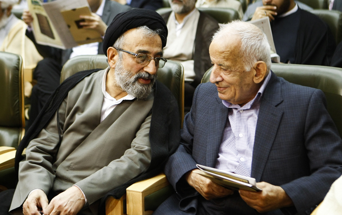 (تصاویر) رونمایی هاشمی از «تاریخ جامع ایران»