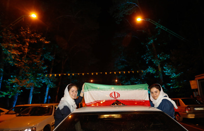 (تصاویر) کارناوال شادی پس از دومین برد از امریکا (تصاویر) کارناوال شادی پس از دومین برد از امریکا