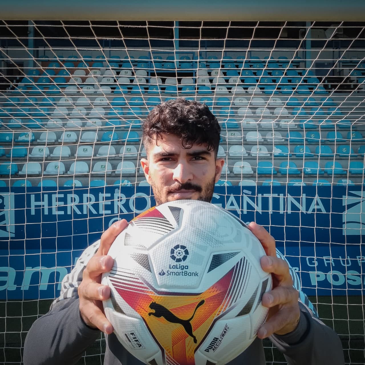 عابدزاده با نگاه مرموزانه به دنبال یک رویا(عکس)&nbsp;