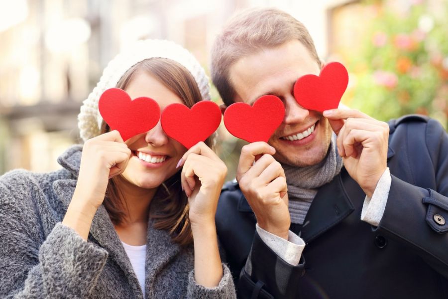 دلنوشتههای عاشقانه و زیبا برای همسر؛ جملات دلتنگی و احساسی برای همسر جملات عاشقانه