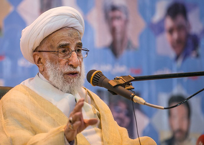 (تصاویر) سفر انتخاباتی آیت الله جنتی (تصاویر) سفر انتخاباتی آیت الله جنتی